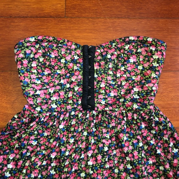 floral dress - Picture 1 of 3